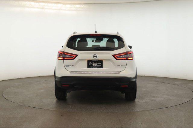 2022 nissan rogue sport sl