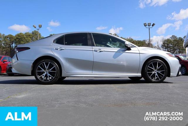 2024 toyota camry se