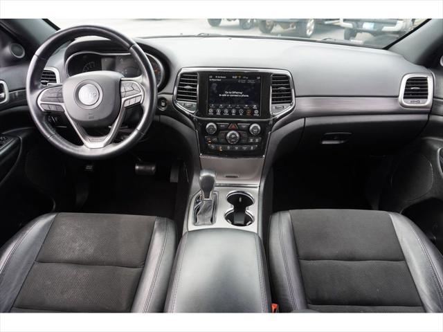 2022 jeep grand cherokee laredo