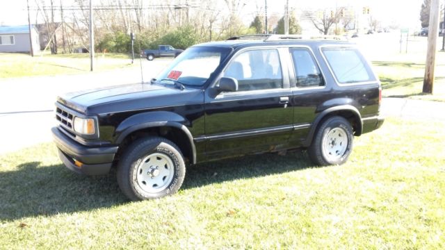 two (2) 1992 mazda navajo / ford explores 2 door 4 x4 wheel drive nice / clean