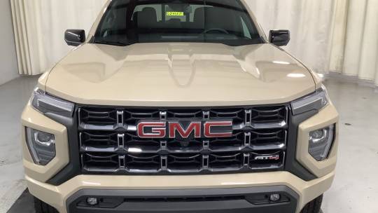 2024 GMC Canyon