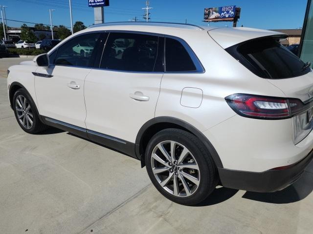2019 lincoln nautilus select