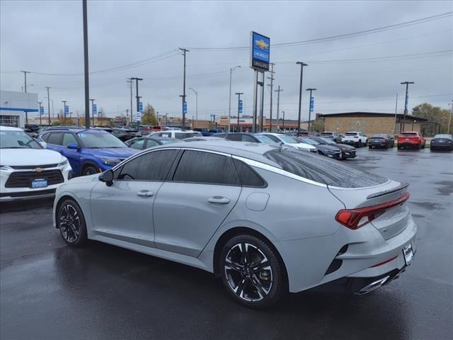 2022 kia k5 gt-line