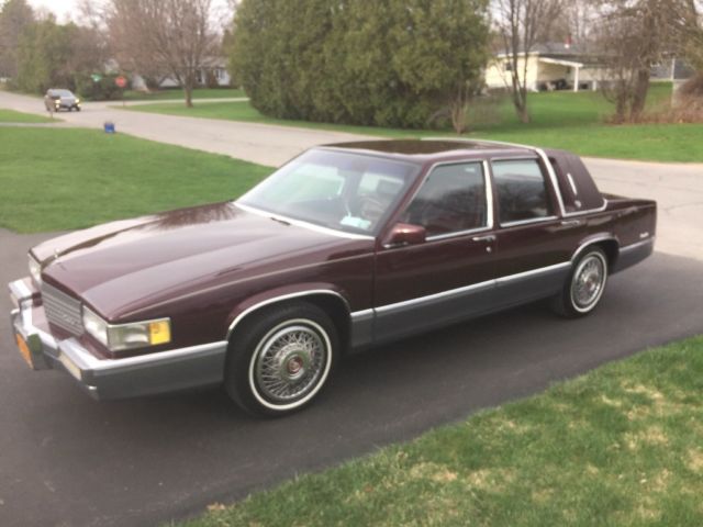 1990 cadillac sedan deville 55,000 original miles excellent shape