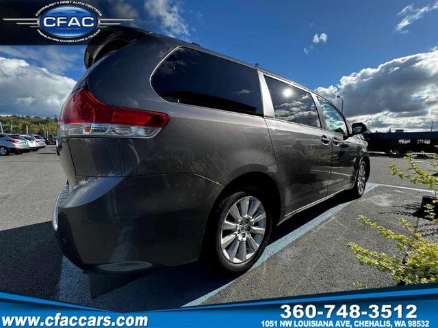 2013 toyota sienna limited