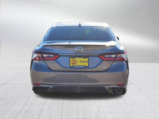 2024 toyota camry se