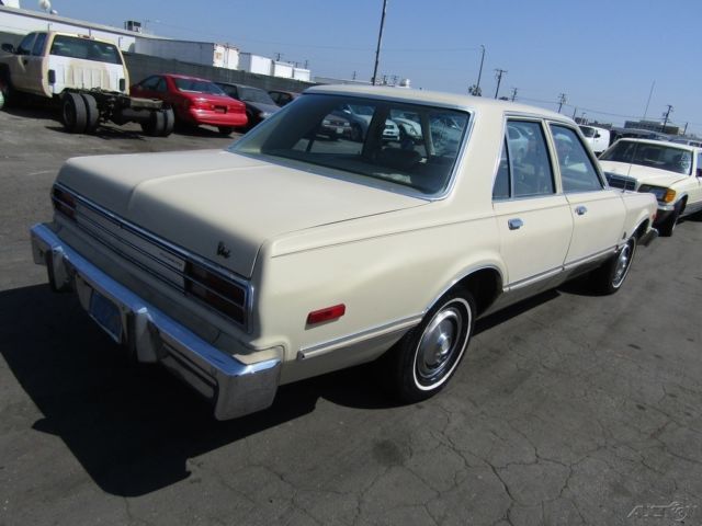 b 1976 plymouth volare 6cyl no reserve