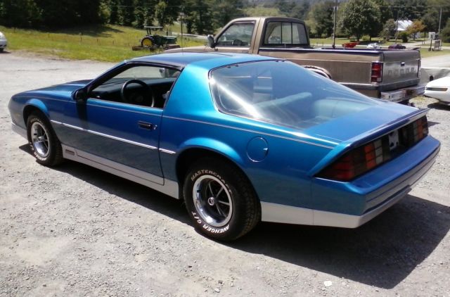 chevrolet camaro z28 iroc-z