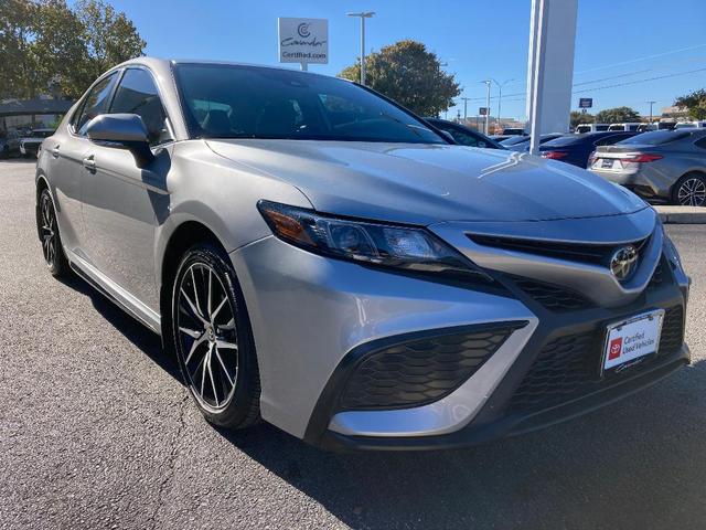 2023 toyota camry se
