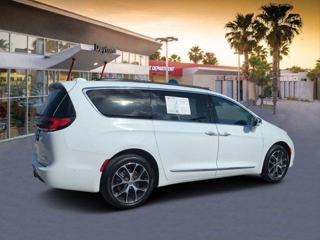 2022 chrysler pacifica limited