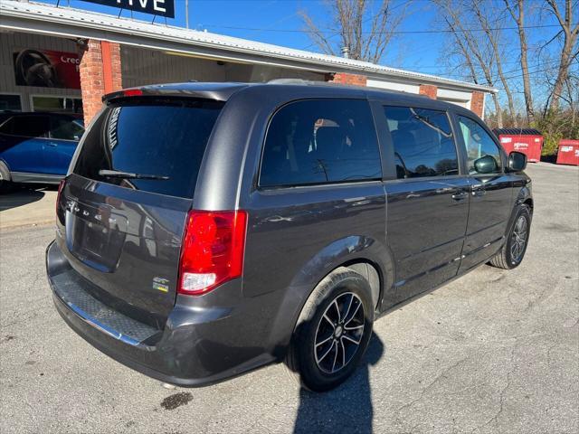2017 dodge grand caravan gt