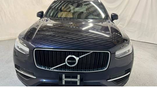 2017 Volvo XC90