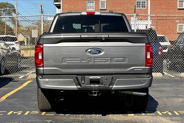 2021 ford f-150 xlt