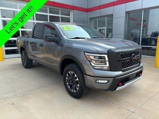 2023 nissan titan pro-4x
