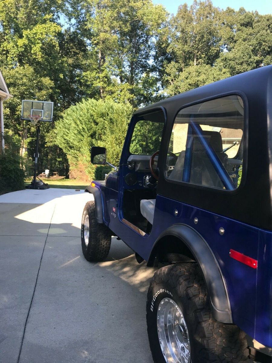 1977 jeep cj 7 restored w 304 3 speed
