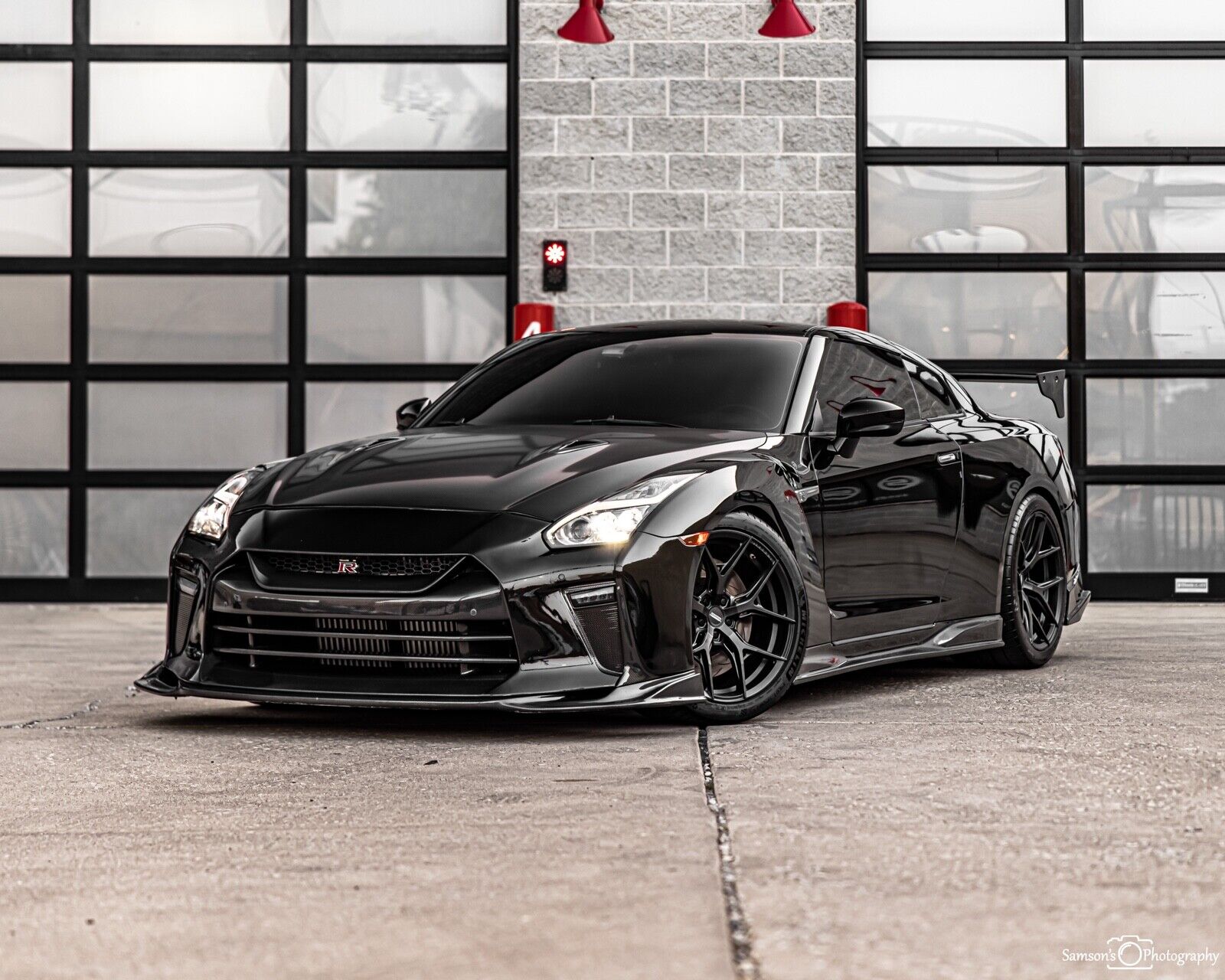 2017 nissan gt-r premium