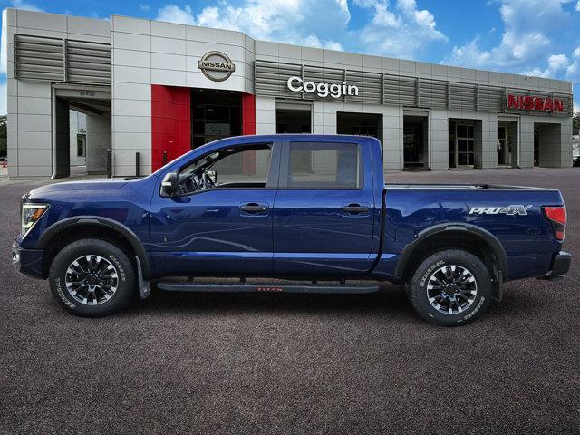 2022 nissan titan pro-4x