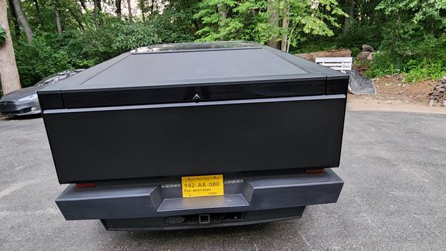 2024 tesla cybertruck awd