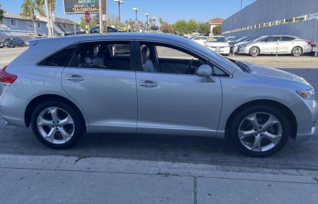2009 toyota venza base