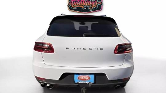 2016 Porsche Macan