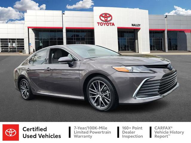 2022 toyota camry hybrid xle