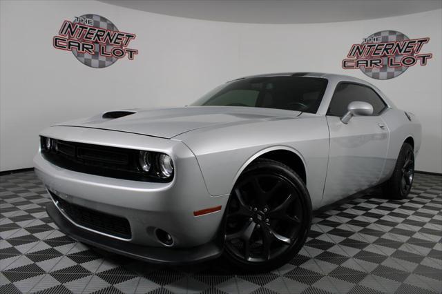 2019 dodge challenger sxt