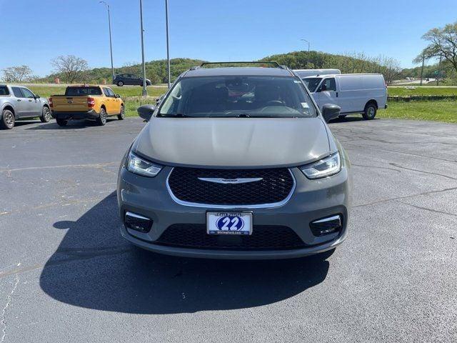2022 chrysler pacifica touring l in peoria, illinois