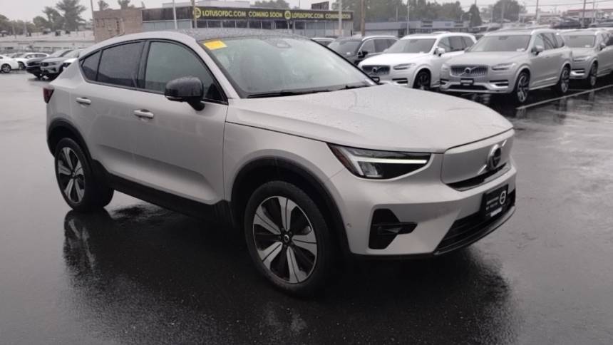 2023 volvo c40 recharge twin plus