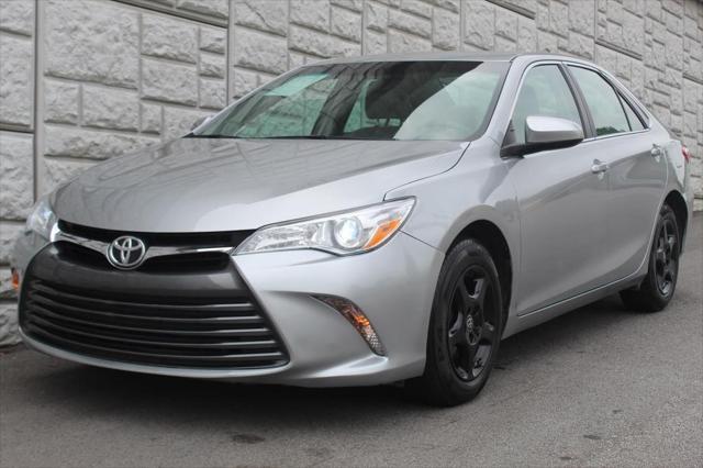 2016 toyota camry xse