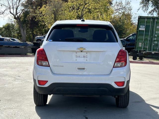 2022 chevrolet trax ls