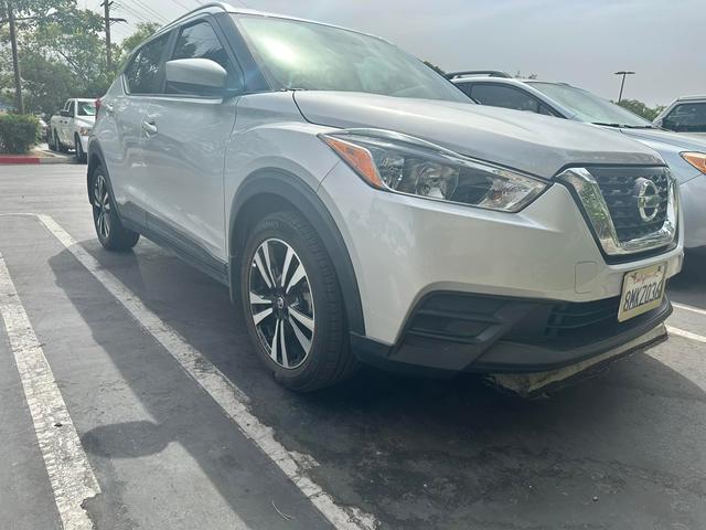 2019 nissan kicks sv