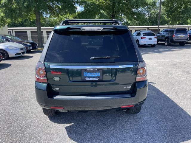 2015 land rover lr2 base