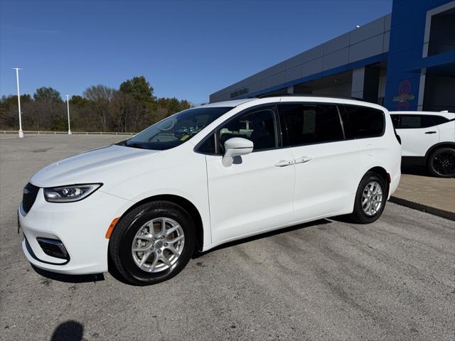 2022 chrysler pacifica touring l