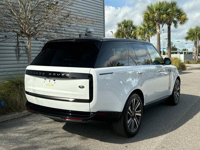 2023 land rover range rover se