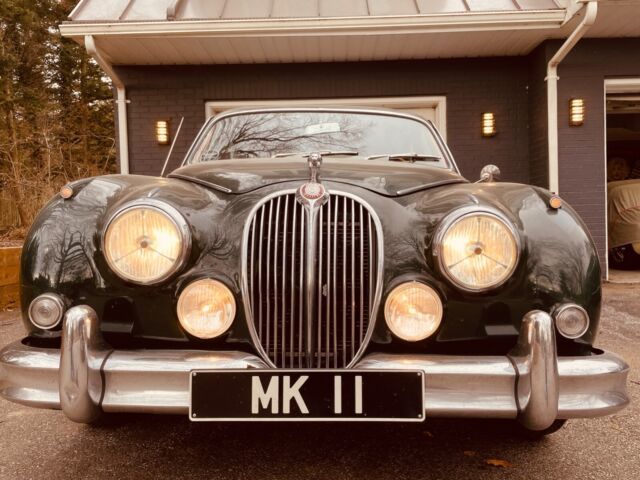 jaguar mk2 sedan 4 dr,manual transmission, restored daily driver ,no rust