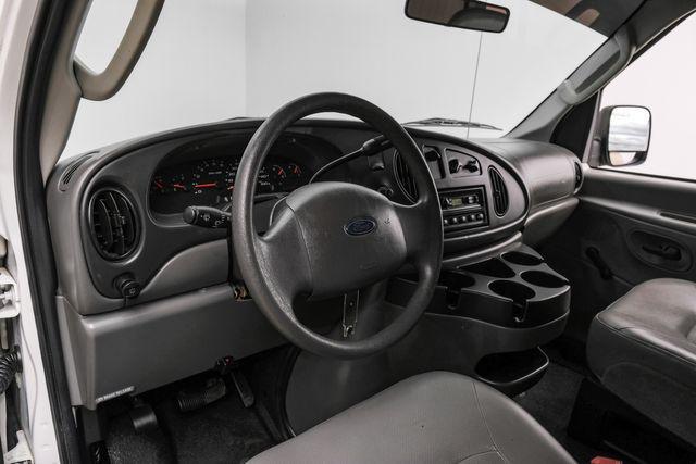 2006 ford e250 base