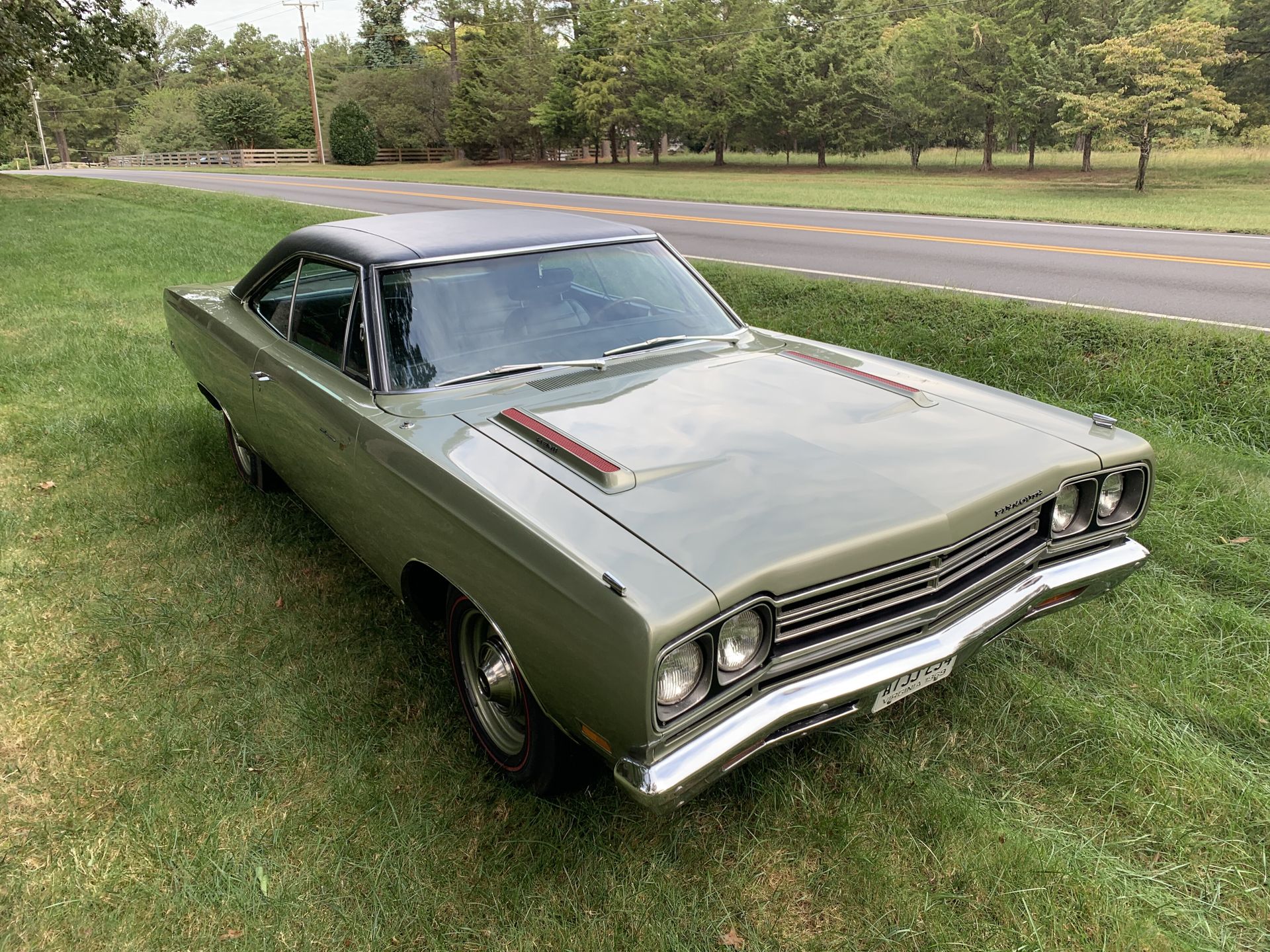 1969 plymouth road runner with its original 426 hemi and four-speed