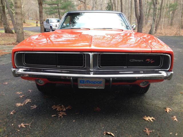 1969 dodge charger r/t-440-4 speed-dana-the real deal #'s match build sheet