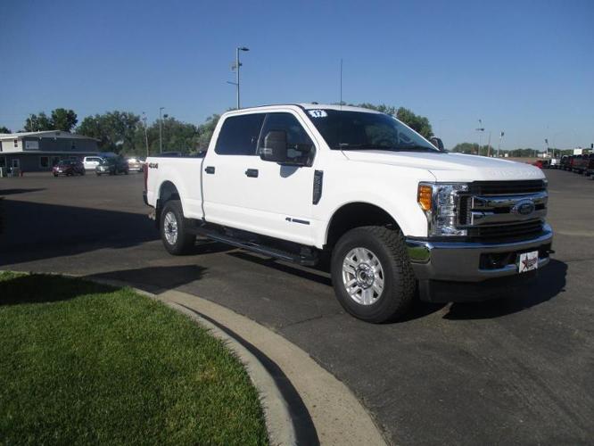 2017 ford f-250 super duty king ranch 4x4 king ranch 4dr crew cab 6.8 ft. sb pickup for sale in glendive, montana
