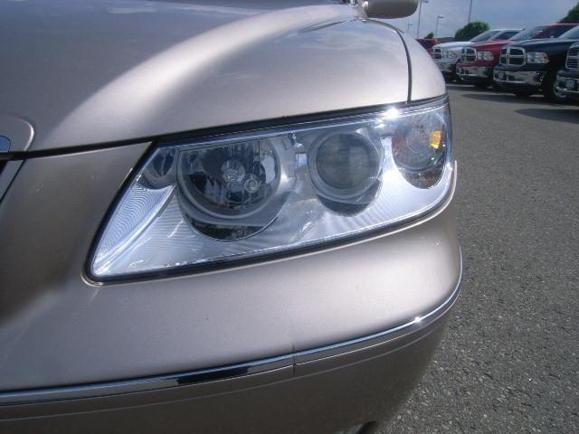 2006 hyundai azera 4dr sedan for sale in grand forks, north dakota