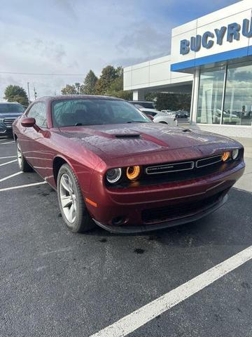 2019 dodge challenger sxt