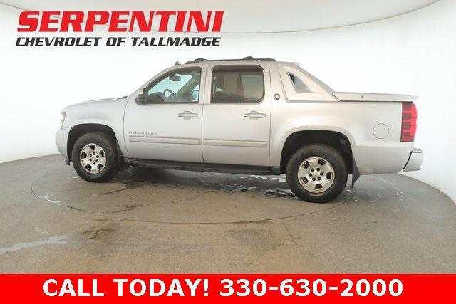 2013 chevrolet avalanche ls