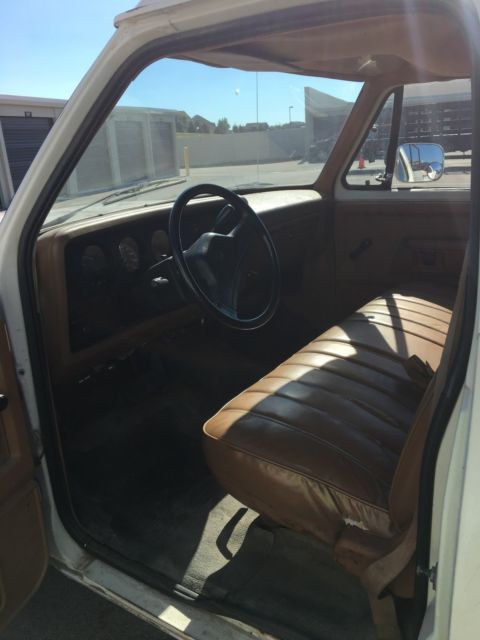 1993 dodge ram utility truck w/tommy lift gate
