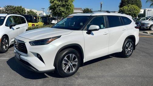 2023 toyota highlander