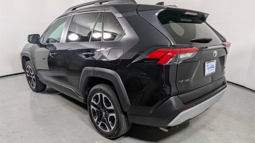 2021 toyota rav4 adventure