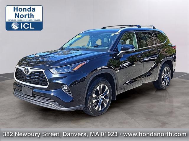 2022 toyota highlander xle