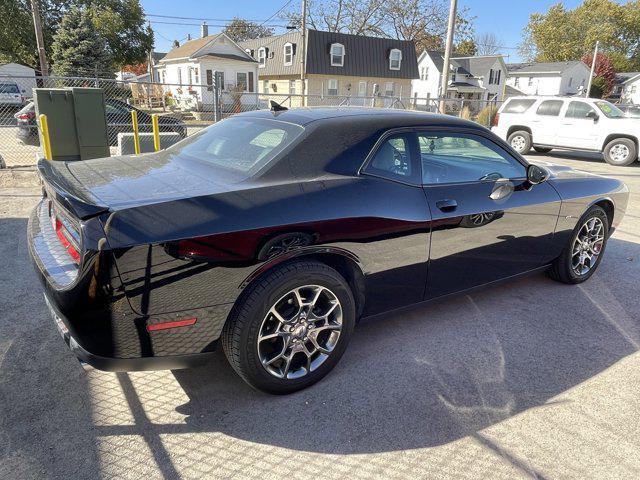 2017 dodge challenger gt