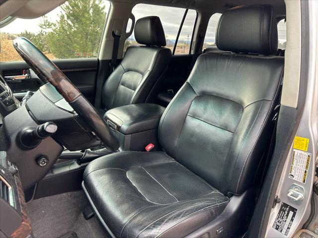 2015 toyota land cruiser v8
