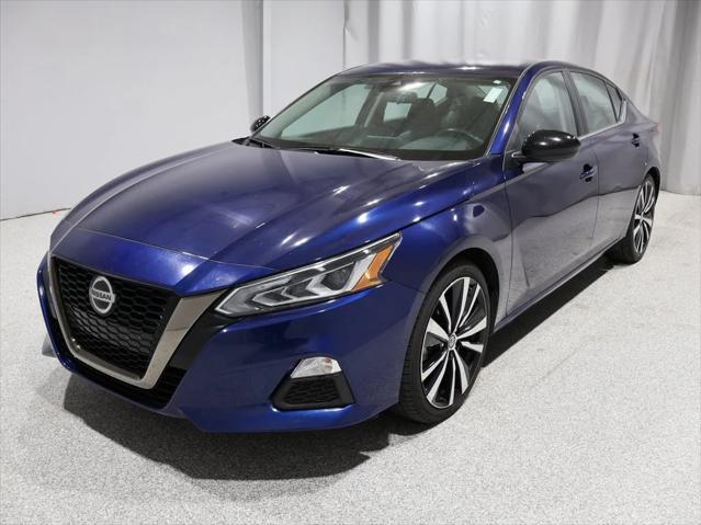 2022 nissan altima sr fwd