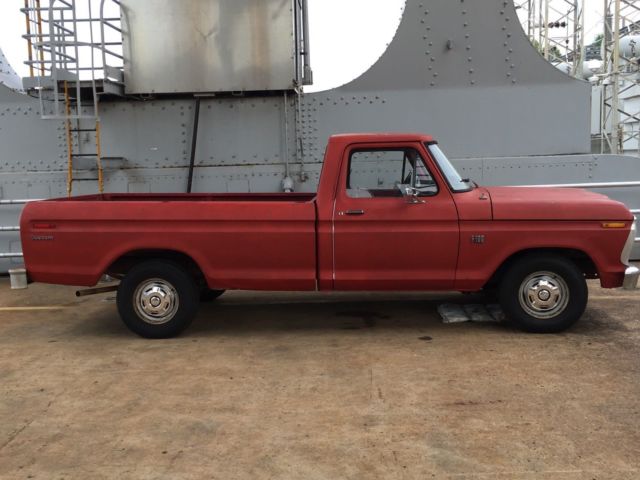 1974 f-100 pick-up truck